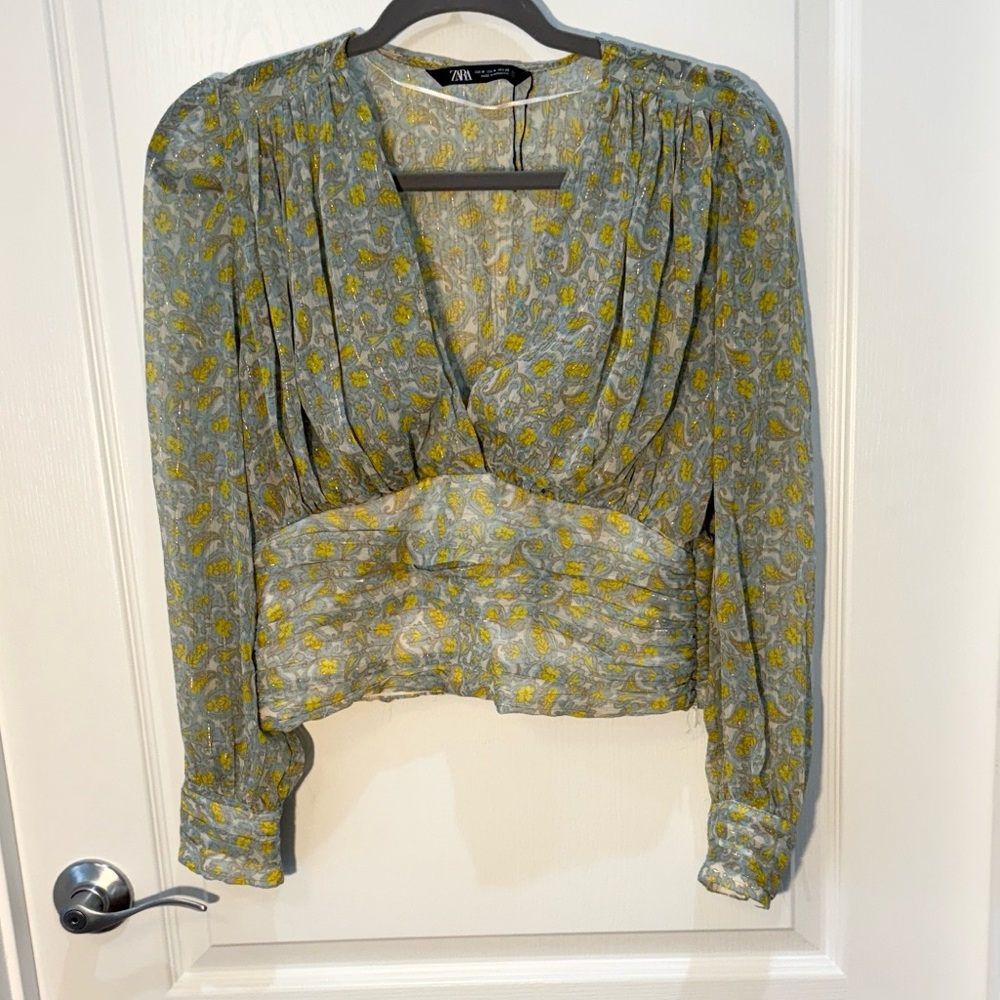 Zara Women's Floral Blouse - Gray and Yellow Metallic Thread V Neck Cummerbund M